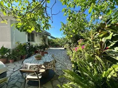 House for sale in Rruga Vasil Puka, Vlorë, 61 m². Photo 4 of 9