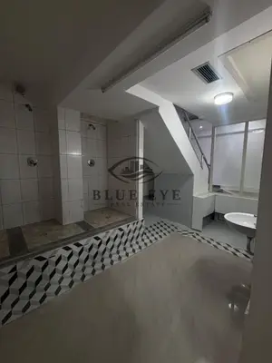 Commercial space for rent in Stadiumi, Durrës, 174 m². Photo 11 of 11