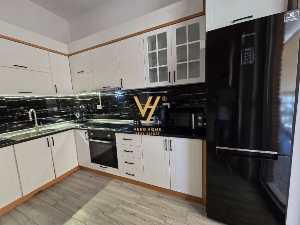 Apartament 2+1 me qera në Kompleksi Delijorgji, Tiranë, 128 m². Foto 3 nga 3