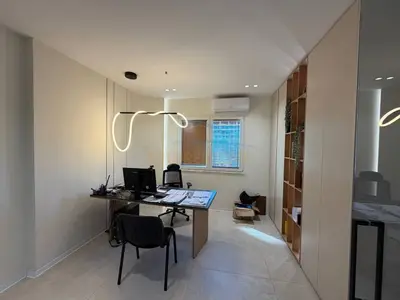 Apartament 3+1 në shitje në Blloku, Tiranë, 120 m². Foto 4 nga 5