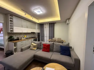 Apartament 2+1 me qera në Rruga Gjon Buzuku, Tiranë, 110 m². Foto 2 nga 12
