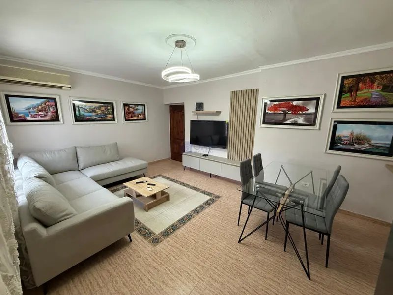 Appartamento 2+1 in affitto a Xhamia e Tabakeve, Tirana, 88 m²