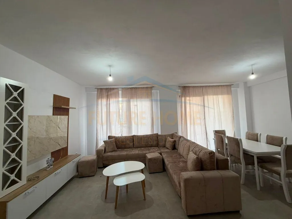 Apartament 3+1 me qera në Spitallë, Durrës, 75 m². Foto 1 nga 7