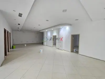 Commercial space for rent in Rruga Vellazerimi, Durrës, 250 m². Photo 1 of 9