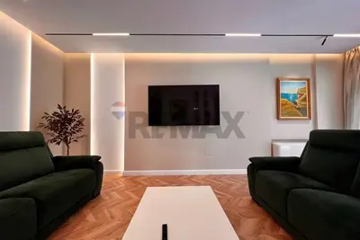 Apartament 3+1 me qera në Liqeni i Tiranës, Tiranë, 188 m². Foto 2 nga 12