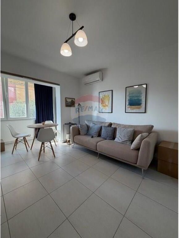 Apartment for sale in Oxhaku, Tirana, 51 m². Photo 3 of 3