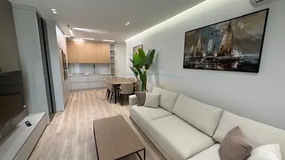 Apartament 2+1 në shitje në Rruga Mine Peza, Tiranë, 122 m². Foto 2 nga 5