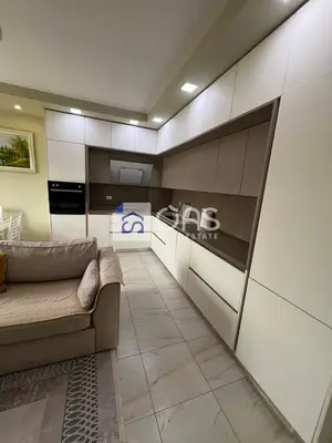 Apartament 2+1 me qera në Rruga e Elbasanit, Tiranë, 102 m². Foto 2 nga 7