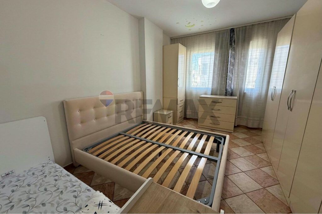 Apartment for rent in Komuna e Parisit, Tirana, 70 m². Photo 3 of 3