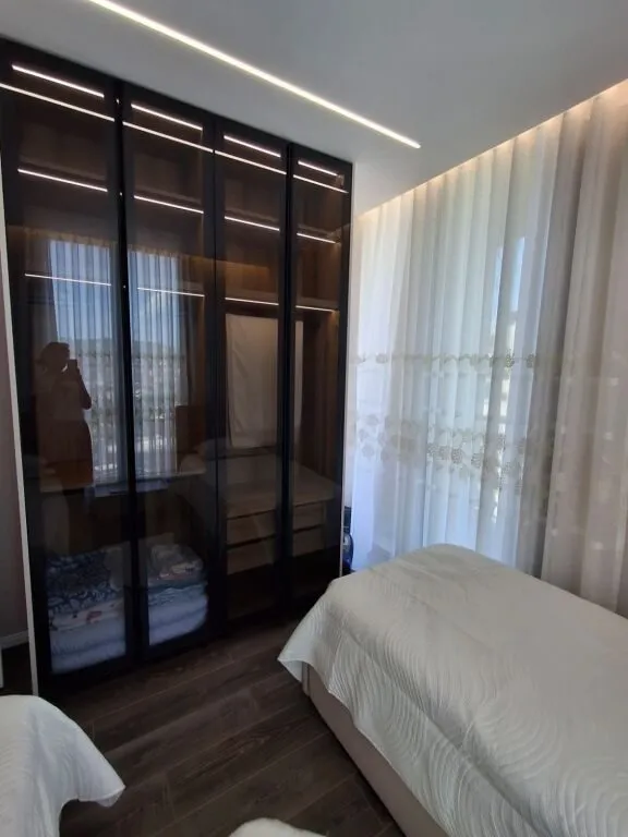 Apartment for rent in Rruga Pelivan Leskaj, Vlorë, 90 m². Photo 1 of 12