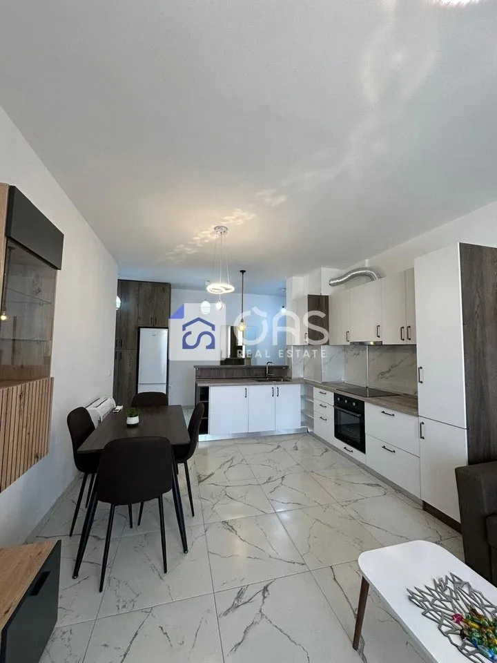 Apartament 2+1 me qera në Univers City, Tiranë, 90 m². Foto 1 nga 1