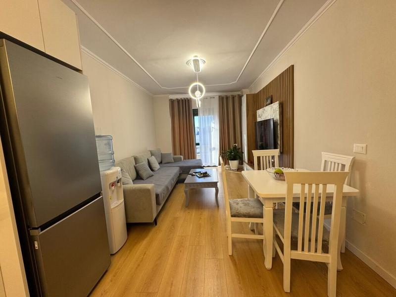 Apartament 1+1 në shitje në Plazh, Durrës, 73 m². Foto 3 nga 9