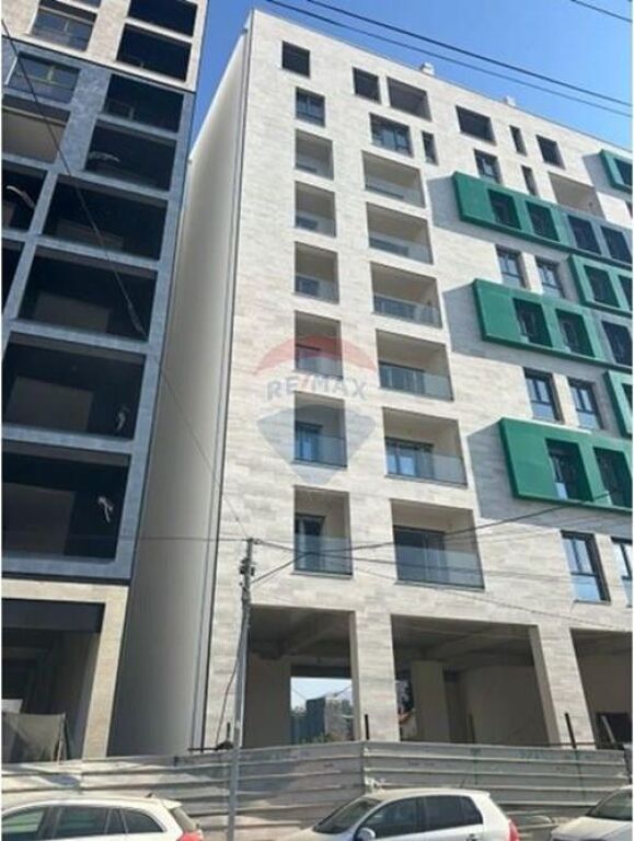 Shop for sale in Rruga Jordan Misja, Tirana, 58 m². Photo 3 of 3