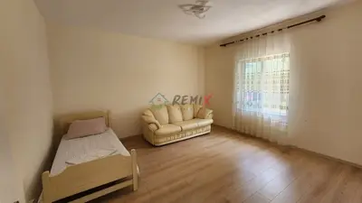 Villa 2+1 in affitto a Rruga Vellazerimi, Durazzo, 100 m². Foto 4 di 12