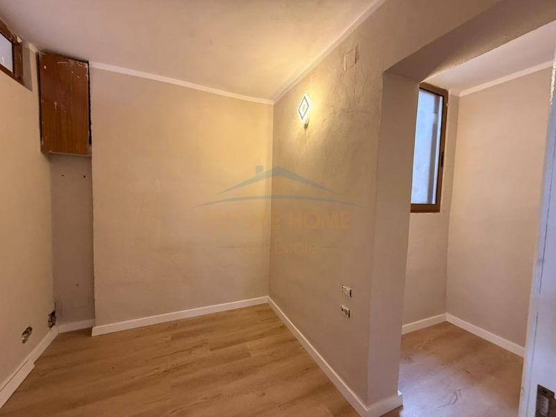 Apartment 2+1 for sale in Rruga Komuna e Parisit, Tirana, 62 m²