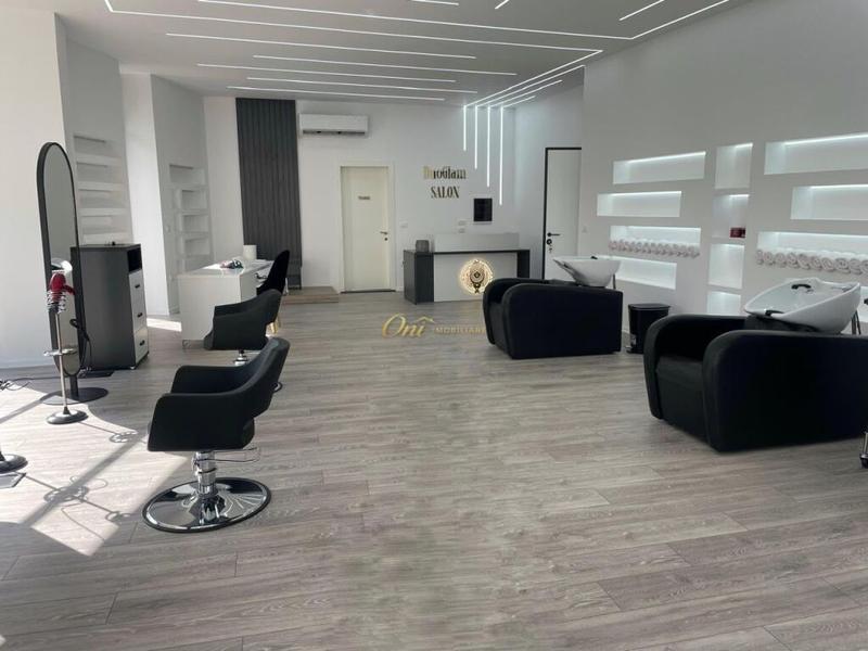 Zyrë me qera në Xhamlliku, Tiranë, 115 m². Foto 3 nga 3