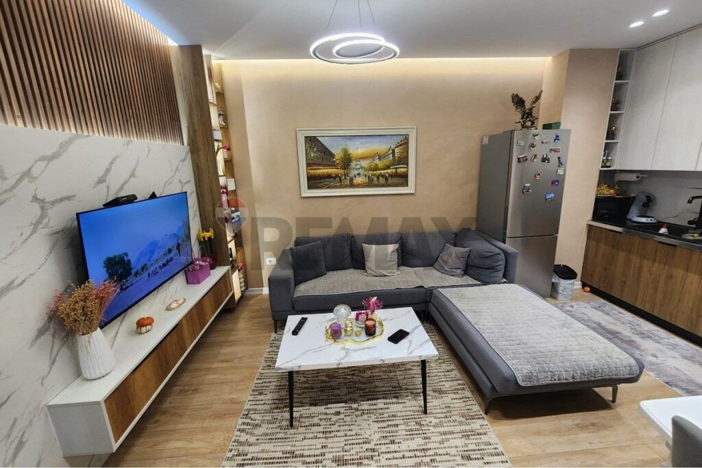 Apartment for sale in Kashar, Tirana, 80 m². Photo 2 of 3