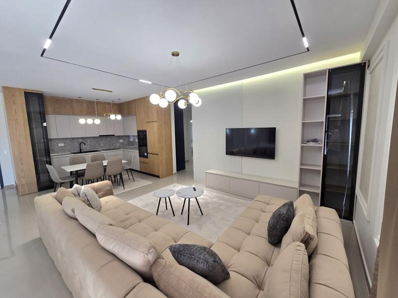 Appartamento 2+1 in affitto a Rruga Panorama e Liqenit, Tirana, 130 m²