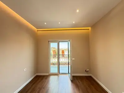 Appartamento 1+1 in vendita a Sauk, Tirana, 72 m². Foto 1 di 9