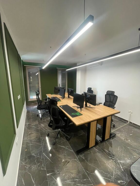 Zyrë me qera në Zogu i Zi, Tiranë, 75 m²
