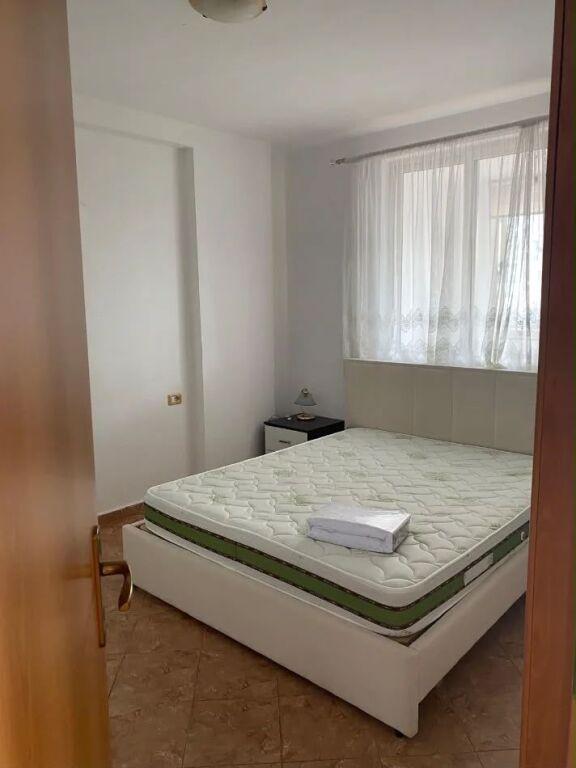 Garsoniere me qera në Rruga Hoxhë Vokrri, Tiranë, 78 m². Foto 4 nga 5