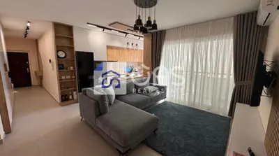 Apartament 1+1 me qera në Myslym Shyri, Tiranë, 75 m². Foto 2 nga 4