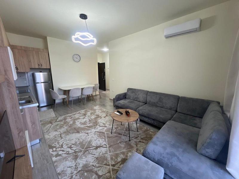 Appartamento 1+1 in vendita a Rruga Riza Cerova, Tirana, 69 m²
