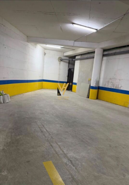 Magazinë me qera në Ish Fusha e Aviacionit, Tiranë, 200 m². Foto 3 nga 3