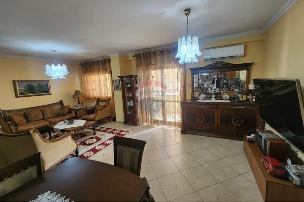 Apartment for sale in Komuna e Parisit, Tirana, 144 m². Photo 3 of 3