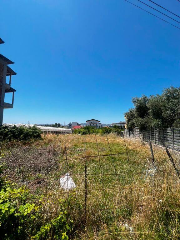 Tokë në shitje në Tregu i Makinave Shënavlash, Durrës, 1 200 m². Foto 3 nga 5