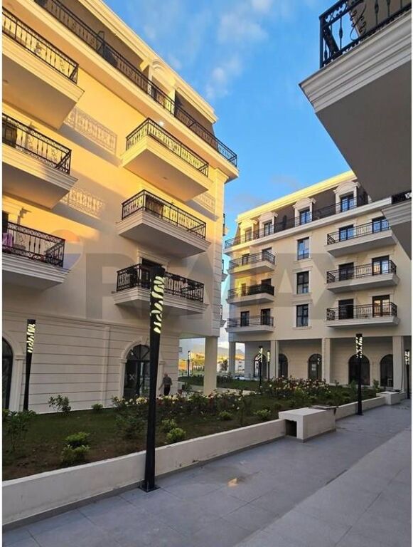 Appartamento in vendita a Sauk i Vjetër, Tirana, 60 m². Foto 2 di 2