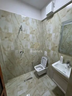 Ambient biznesi me qera në Rruga Hysen Kertusha, Durrës, 146 m². Foto 12 nga 12