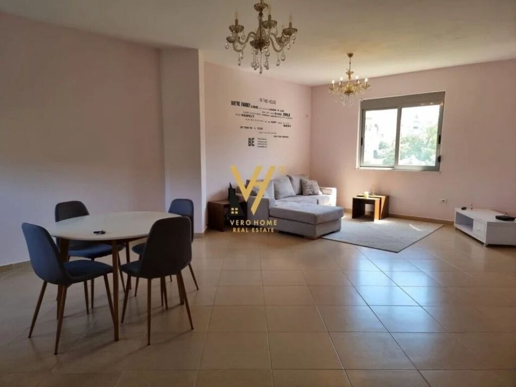 Apartament 3+1 me qera në Liqeni i Tiranës, Tiranë, 211 m². Foto 2 nga 3