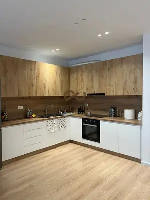 Apartament 2+1 në shitje në Liqeni i Thatë, Tiranë, 125 m². Foto 3 nga 12