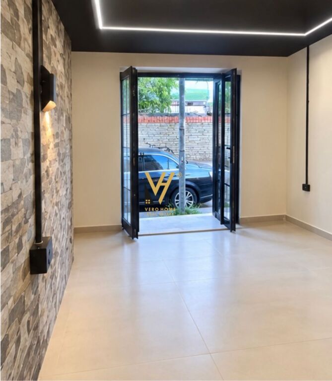 Ambient biznesi me qera në Vasil Shanto, Tiranë, 86 m²