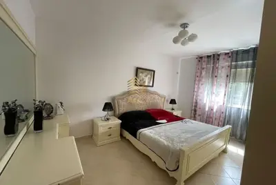 Apartament 2+1 në shitje në Xhamlliku, Tiranë, 71 m². Foto 7 nga 10