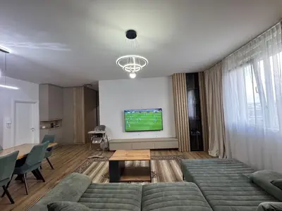 Apartament 2+1 në shitje në Rruga Mihal Grameno, Tiranë, 94 m². Foto 2 nga 6