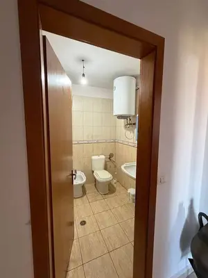 Apartament 2+1 në shitje në Kinostudio, Tiranë, 108 m². Foto 5 nga 8