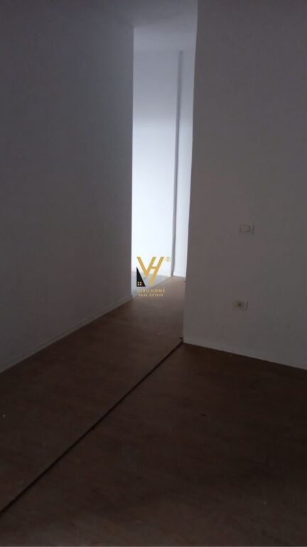 Zyrë me qera në Fresku, Tiranë, 70 m². Foto 3 nga 3