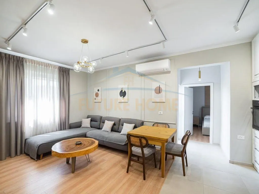 Apartament 2+1 në shitje në Pazari i Ri, Tiranë, 71 m². Foto 1 nga 7