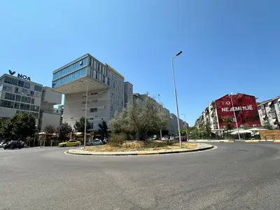 Apartament 3+1 në shitje në Komuna e Parisit, Tiranë, 139 m². Foto 3 nga 3