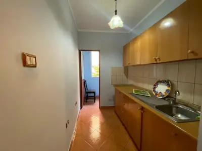 Apartament 1+1 me qera në Bulevardi Bajram Curri, Tiranë, 60 m². Foto 2 nga 8