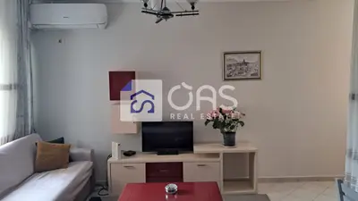 Apartament 2+1 me qera në Rruga Fortuzi, Tiranë, 90 m². Foto 2 nga 7