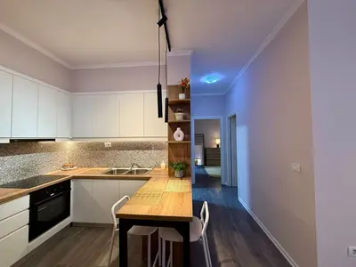 Apartament 2+1 me qera në Liqeni i Tiranës, Tiranë, 105 m². Foto 4 nga 11