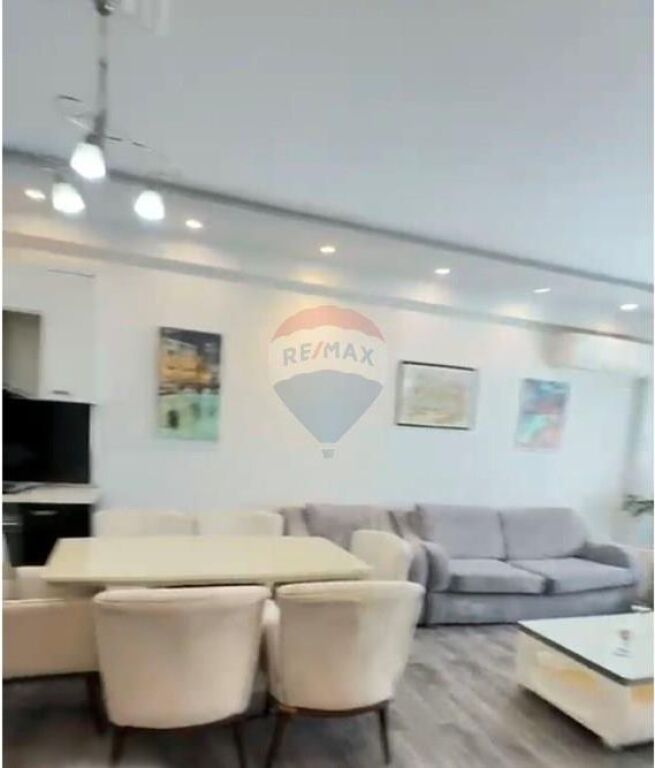 Apartament 2+1 në shitje në Kopshti Zoologjik, Tiranë, 93 m². Foto 2 nga 3