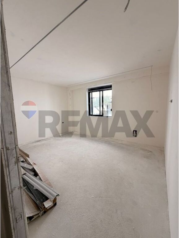 Apartment for sale in Kodra e Diellit, Tirana, 85 m². Photo 3 of 3