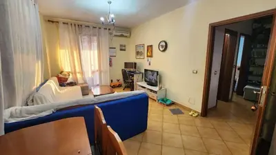 Apartament 1+1 në shitje në Pallatet Cabej, Tiranë, 112 m². Foto 8 nga 9
