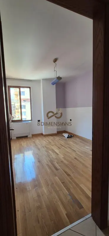 Appartamento 2+1 in vendita a 21 Dhjetori, Tirana, 104 m²