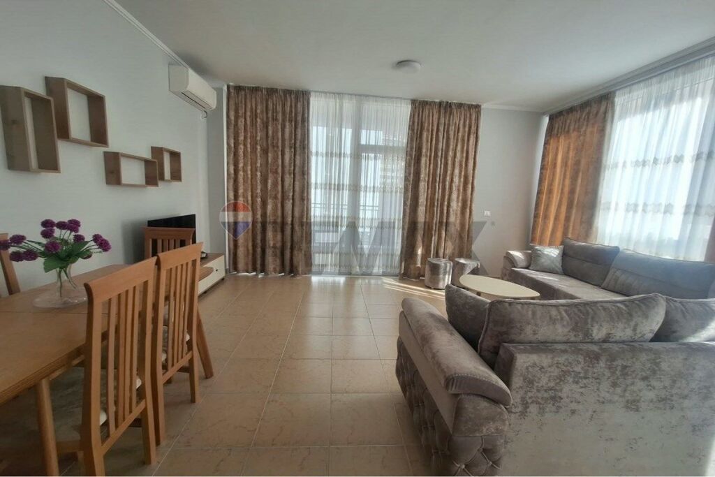 Appartamento in vendita a Bulevardi i Ri, Tirana, 121 m². Foto 1 di 3