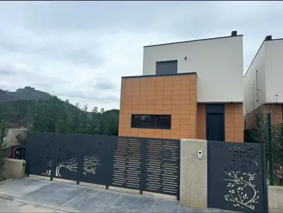 Vilë me qera në Mullet, Tiranë, 220 m². Foto 2 nga 7